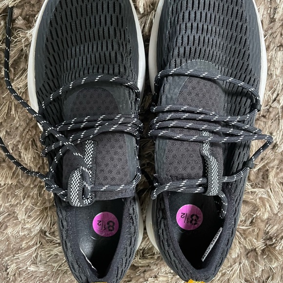 Sorel black sneakers - Picture 3 of 3